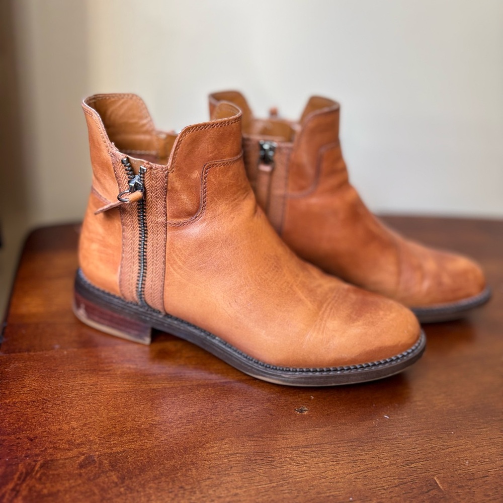 Franco Sarto Brown Leather Halford Booties